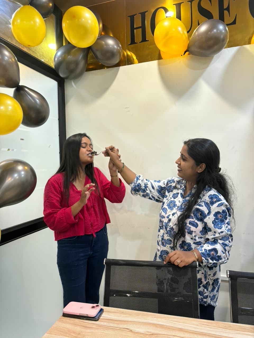 TradeAura mentors receiving warm wishes from students on Teacher's Day